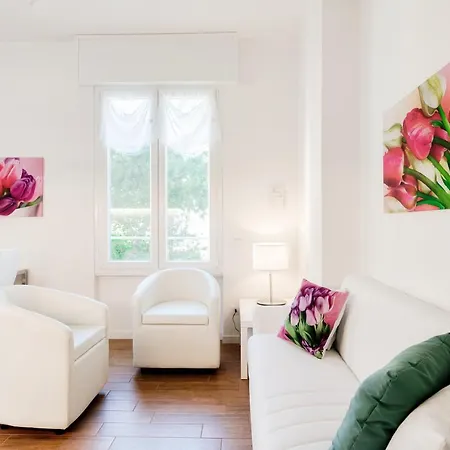 White Loft - The House Of Travelers