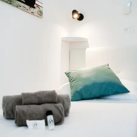 White Loft - The House Of Travelers Apartamento