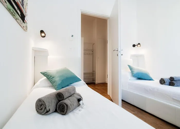White Loft - The House Of Travelers * Como