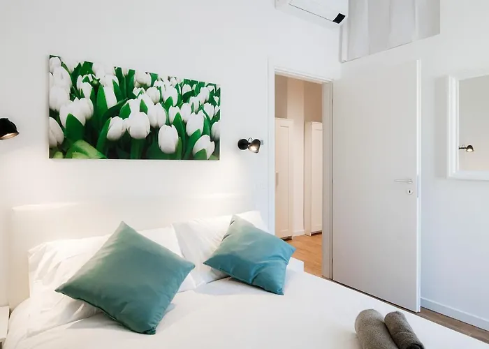 White Loft - The House Of Travelers Como