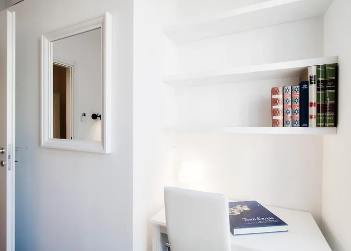 White Loft - The House Of Travelers Apartment