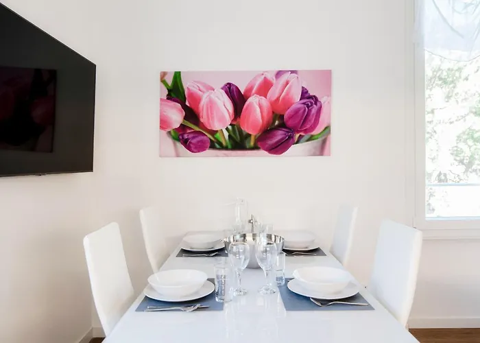 White Loft - The House Of Travelers