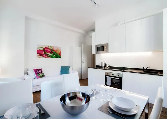 White Loft - The House Of Travelers Apartment Como