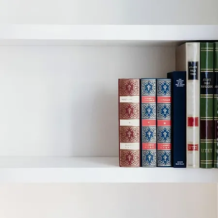 White Loft - The House Of Travelers 公寓 *